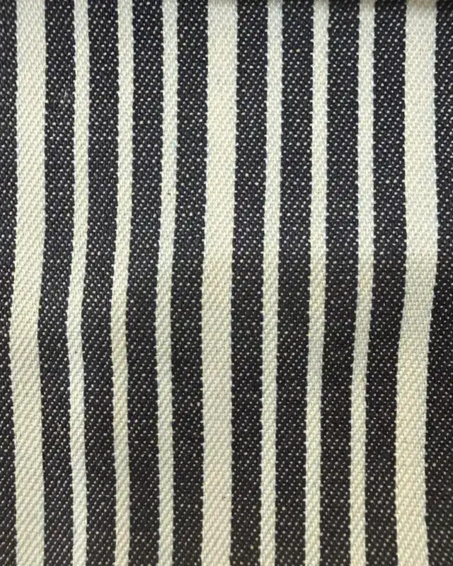 Kain Benetton, Jeans Salur